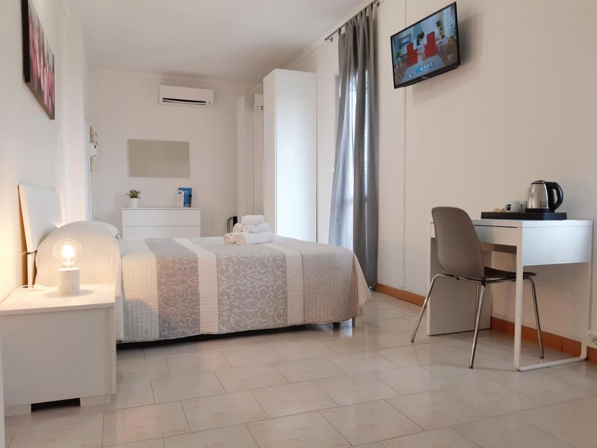 Hotel Mara Rimini Extérieur photo