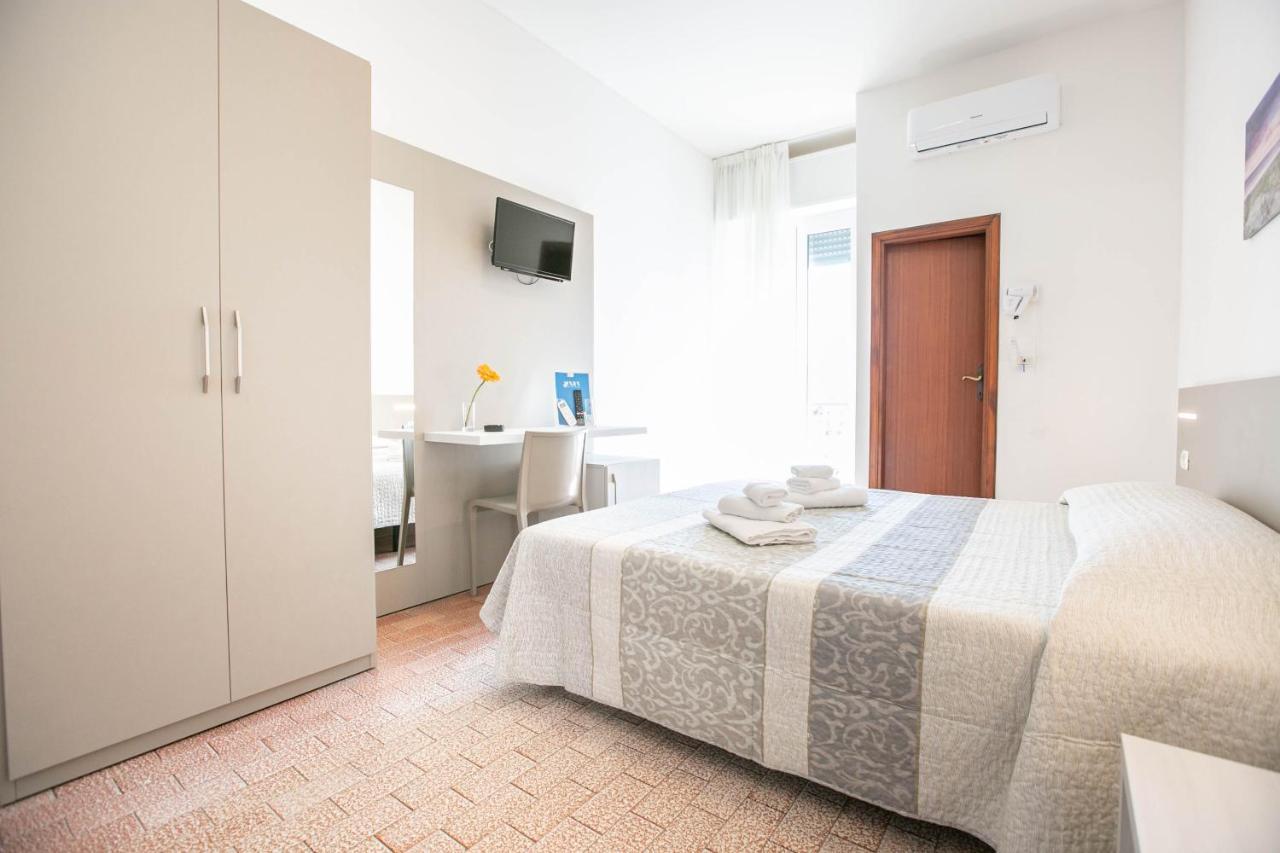 Hotel Mara Rimini Extérieur photo