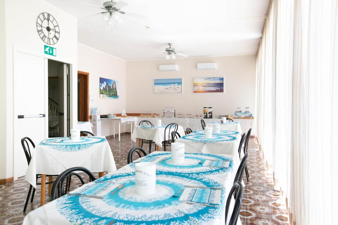 Hotel Mara Rimini Extérieur photo