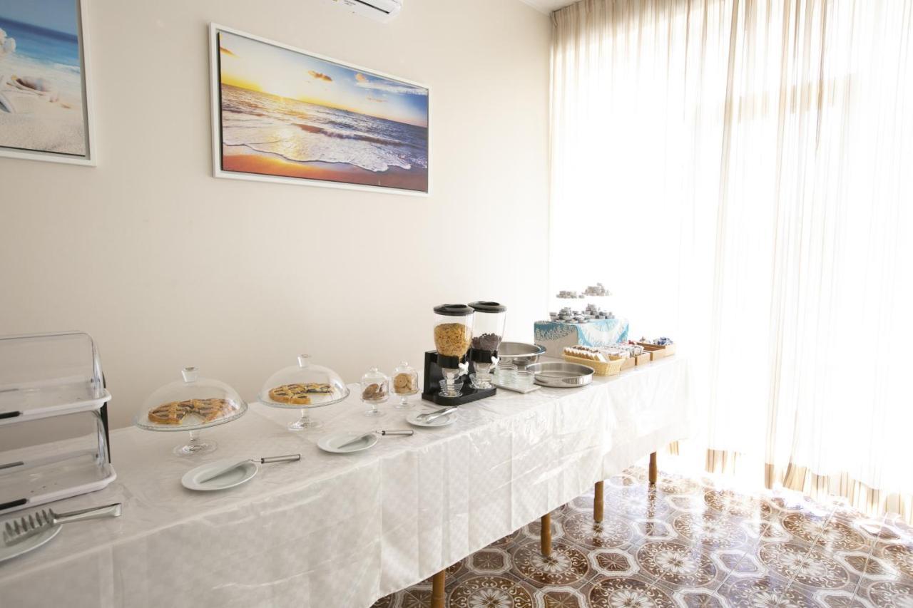 Hotel Mara Rimini Extérieur photo