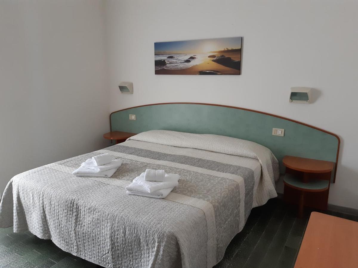 Hotel Mara Rimini Extérieur photo