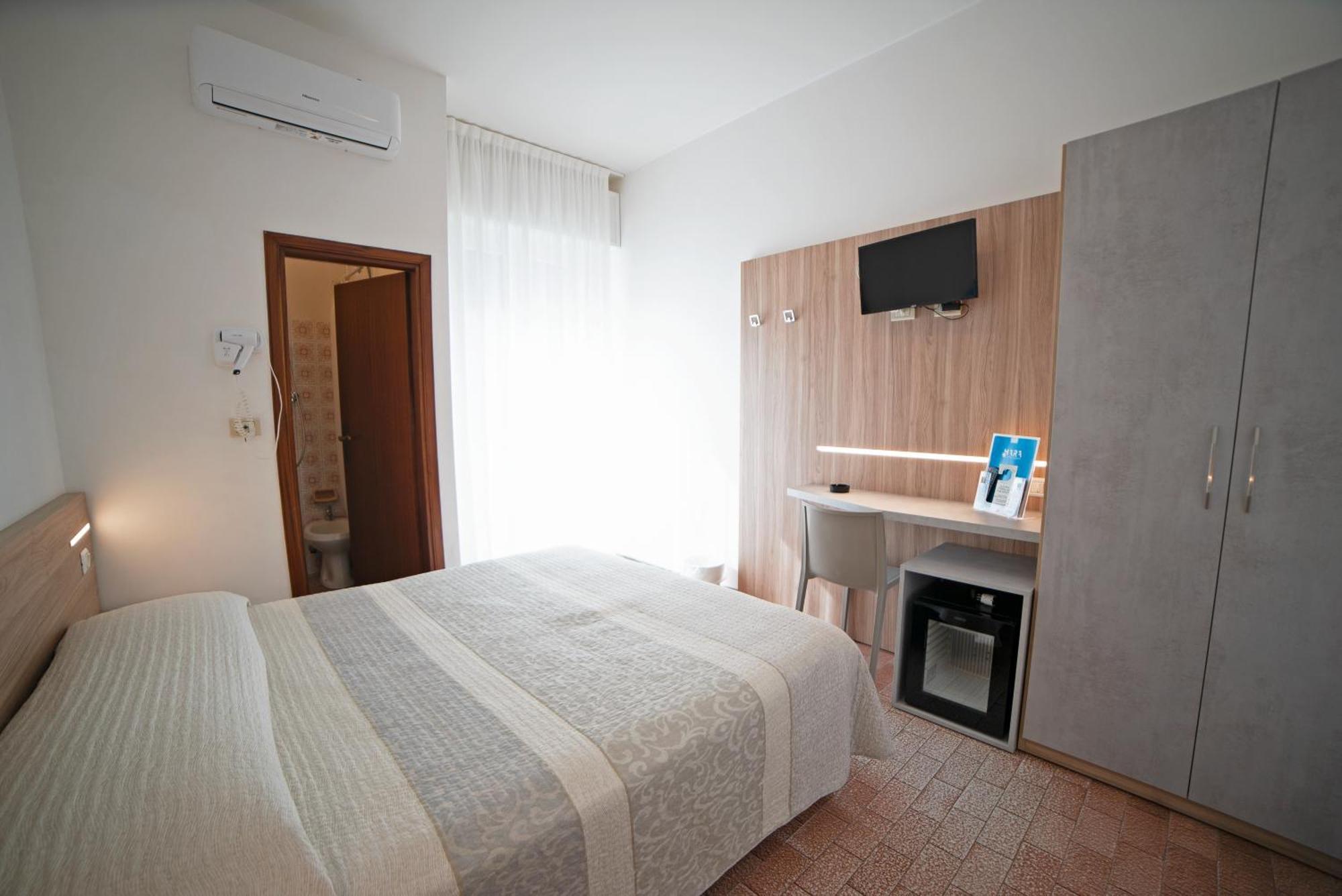 Hotel Mara Rimini Extérieur photo