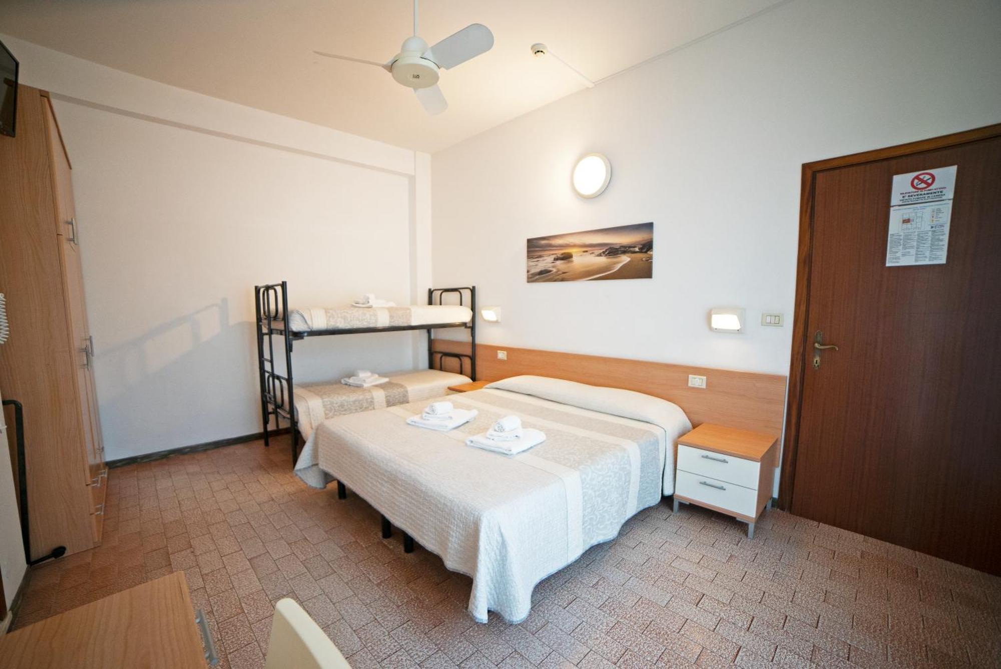 Hotel Mara Rimini Extérieur photo