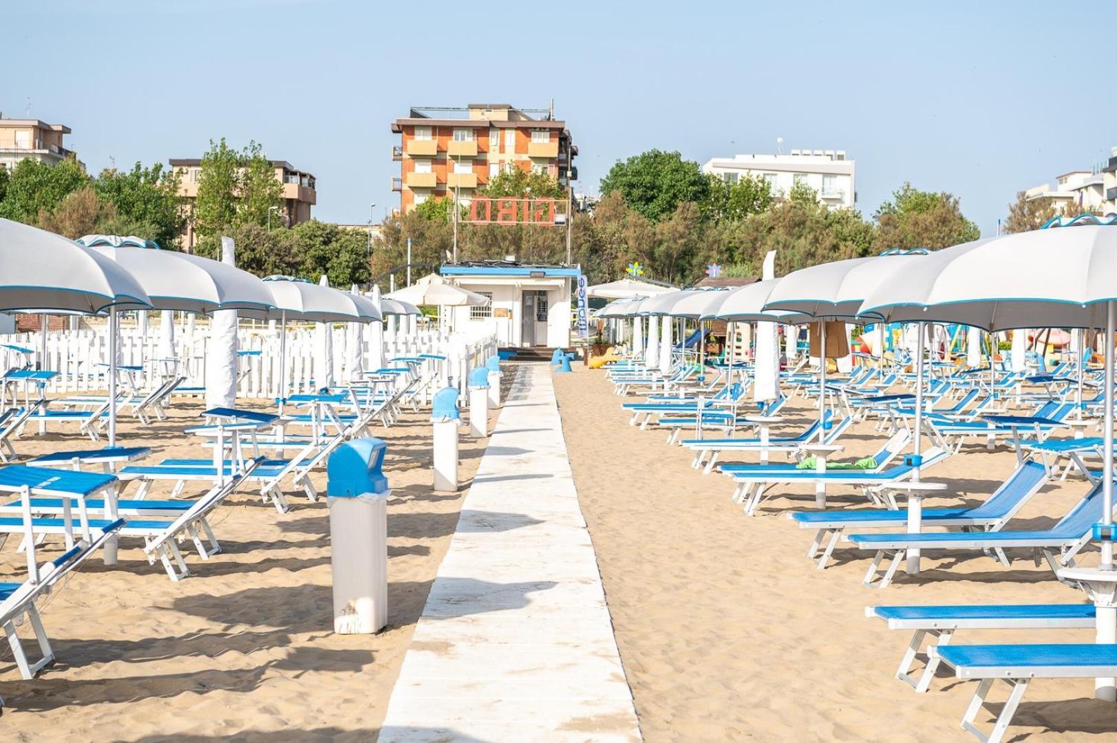 Hotel Mara Rimini Extérieur photo